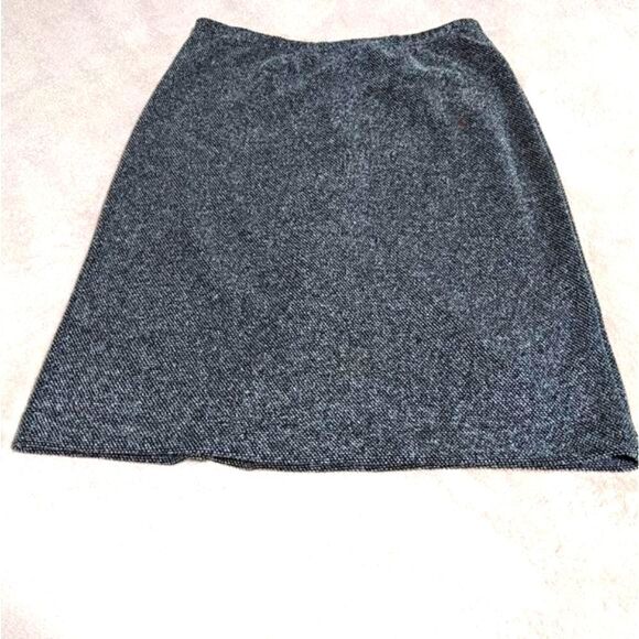 Vintage 2005 Black & White Tweed Pull On Skirt by MixIt. - Picture 8 of 14